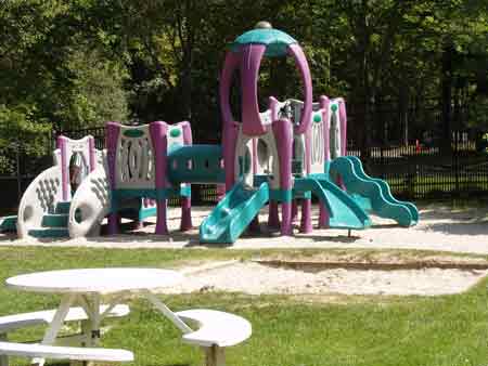 KIDDIE PLAYGROUND WITHIN KIDDIE POOL AREA